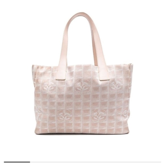 Chanel Travel Line tote in Khaki - Picture 3 of 16